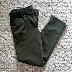 Lululemon ABC 5 pocket pant slim